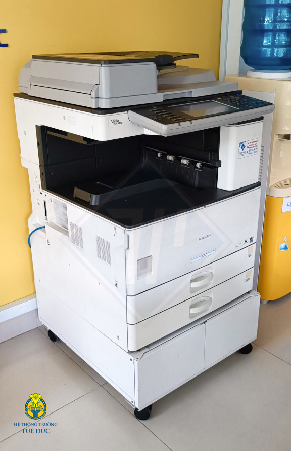he thong giao duc Tue Duc su dung may Ricoh 3352