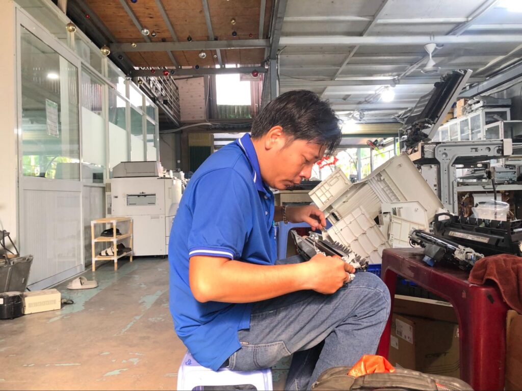 vệ sinh cụm sấy máy photocopy