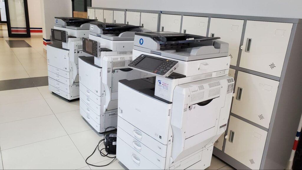 máy photocopy báo sai khổ giấy
